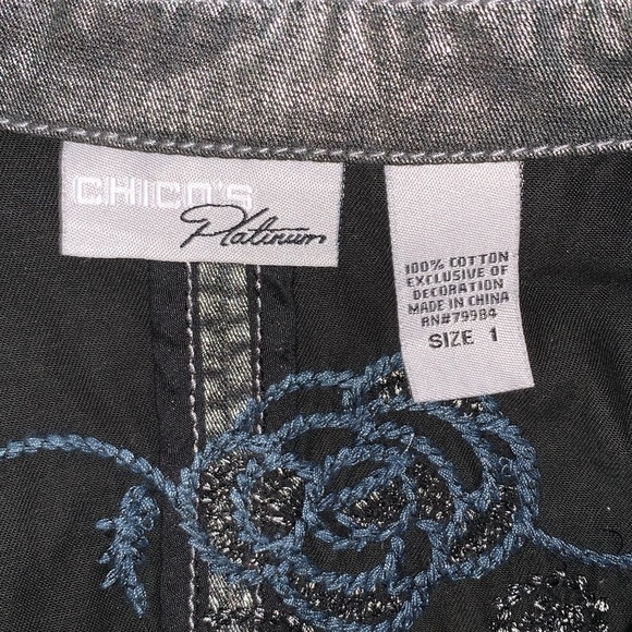 Chico’s Platinum metallic shimmery gray embroidered jacket size 1 (M/8) - Picture 5 of 5